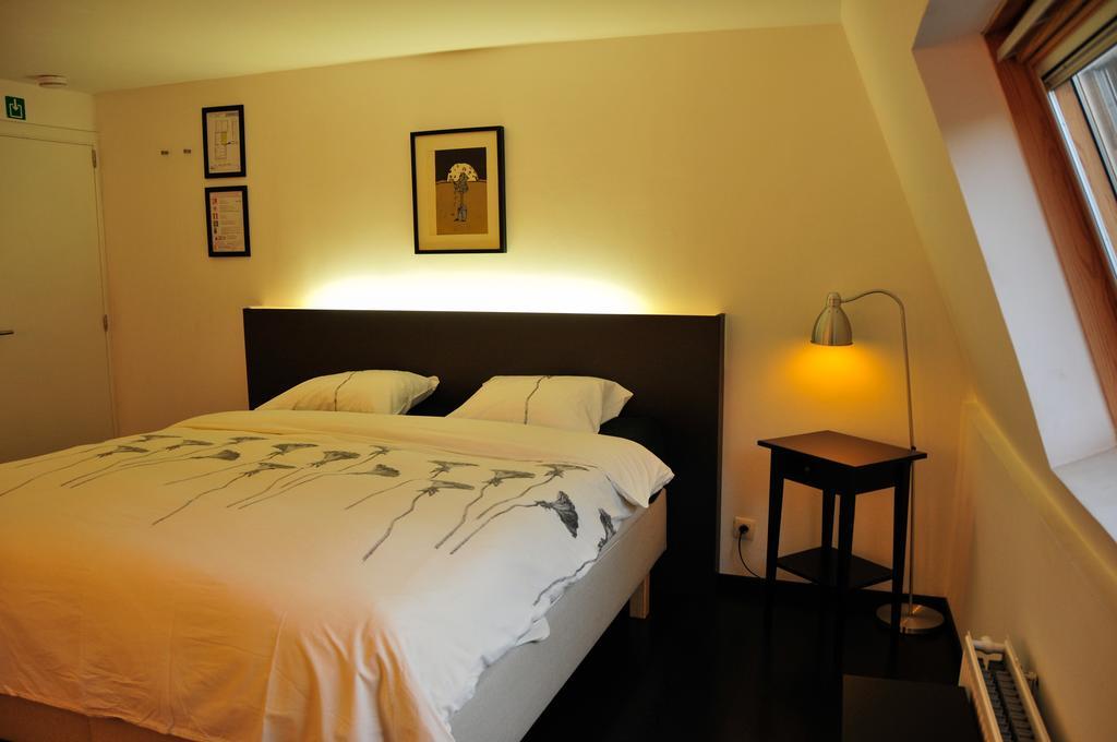 Logies Zen Aan Zee Bed & Breakfast Oostende Rom bilde